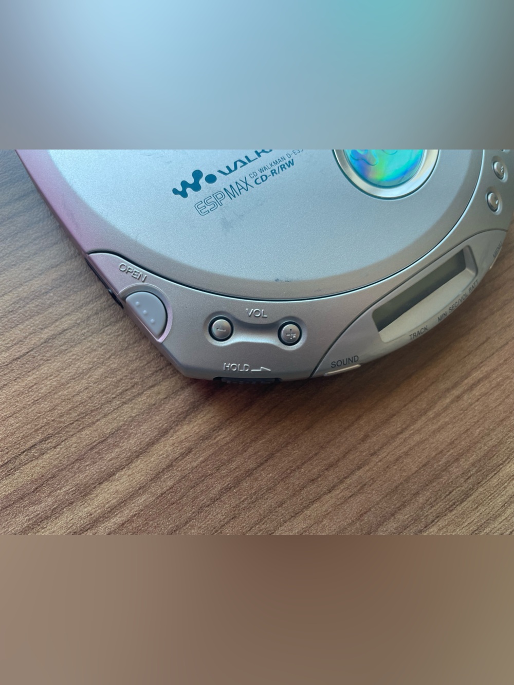Vintage Sony Walkman Car Ready CD Player (Model D-E356CK) with Headphones - Picture 4 of 13